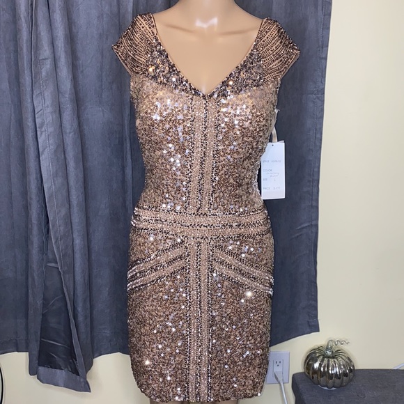**New‼️** Sequin dress short sleev - Picture 1 of 8